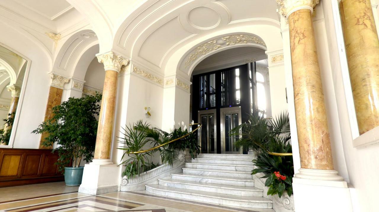 Winter Palace Menton Luaran gambar